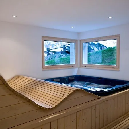 Chalet Panorama With Views To The Glaciers And The Dom