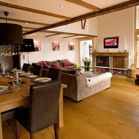 Semesterbostad Chalet Panorama With Views To The Glaciers And The Dom Saas Fee